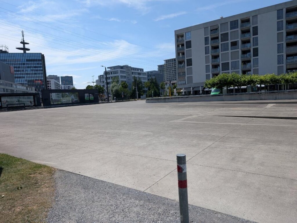 Versigelte Betonfläche im Glattpark